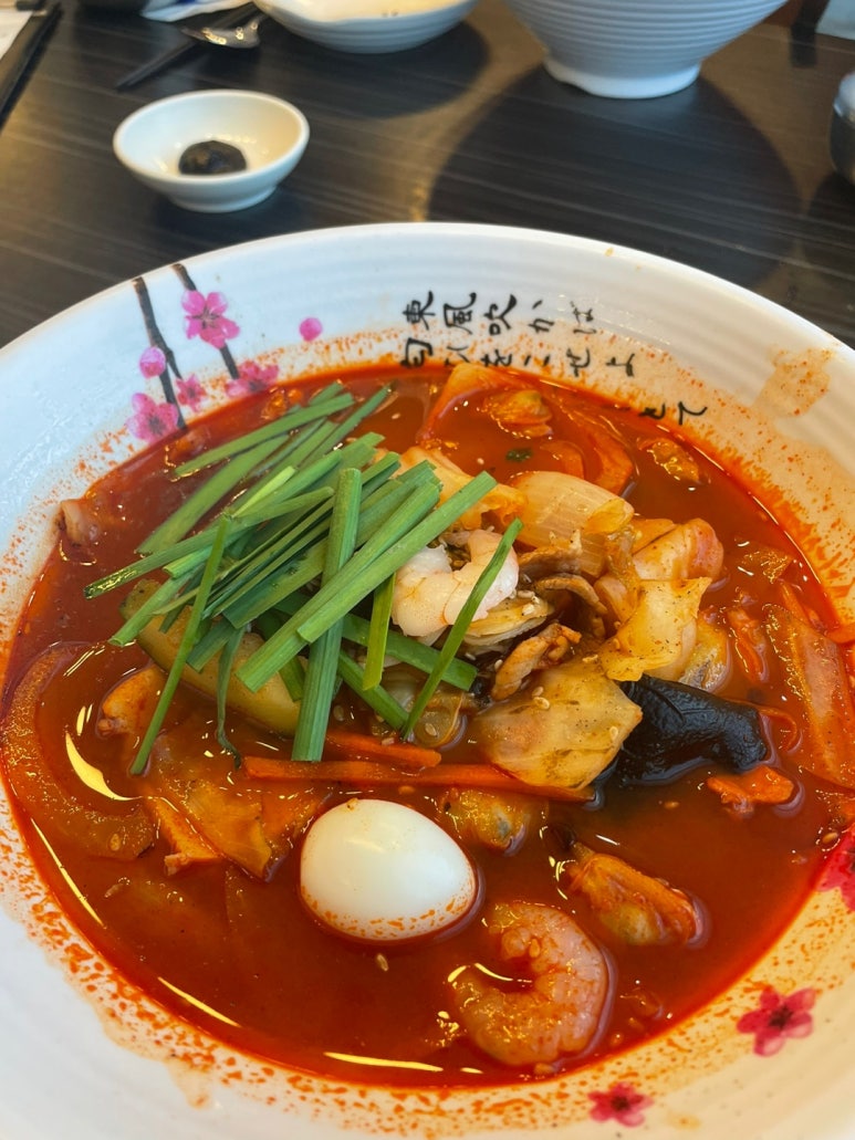 열라짬뽕 이미지