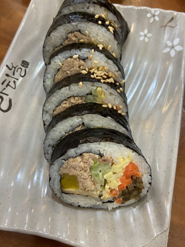 찐진김밥 이미지