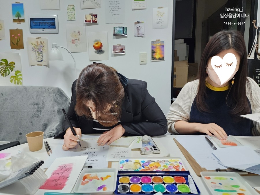 익사한생선스튜디오 이미지