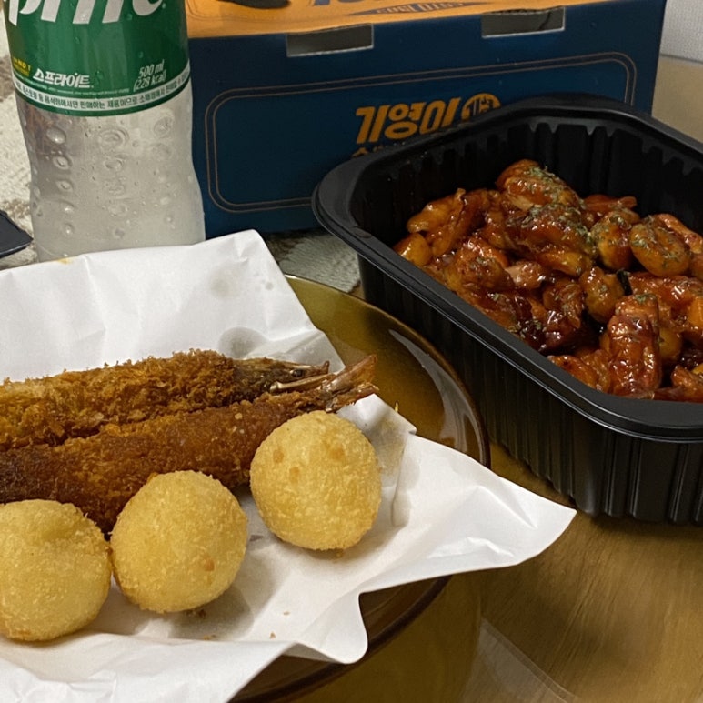 기영이숯불두마리치킨전주혁신점 이미지