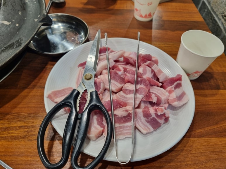 솥뚜껑야식 이미지