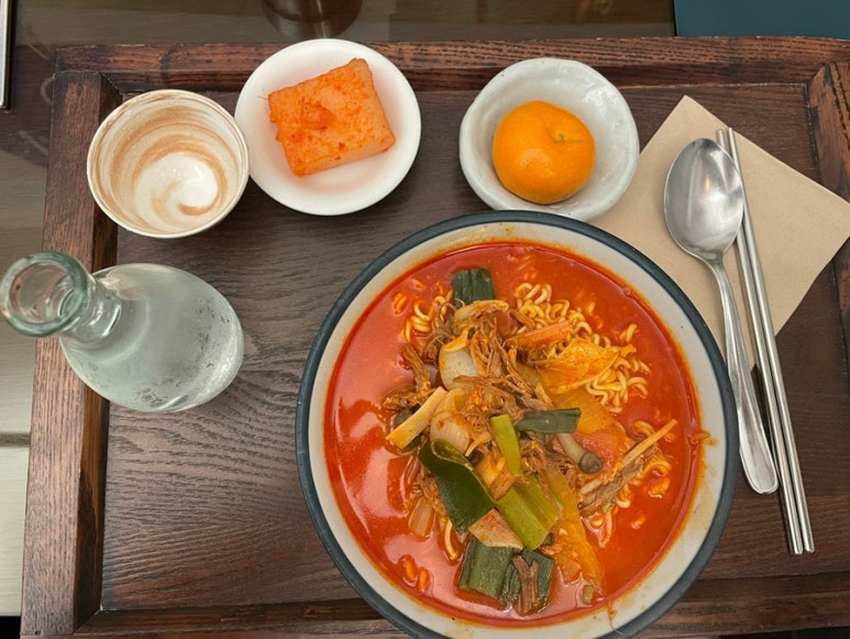 육장인 이미지