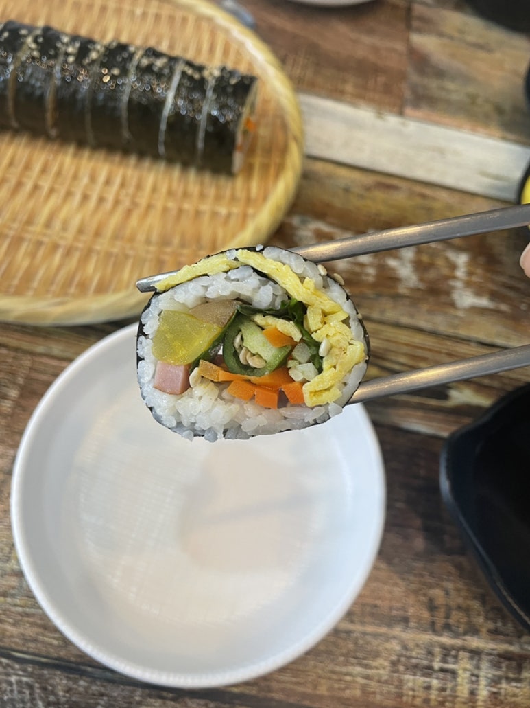 소쿠리김밥 이미지
