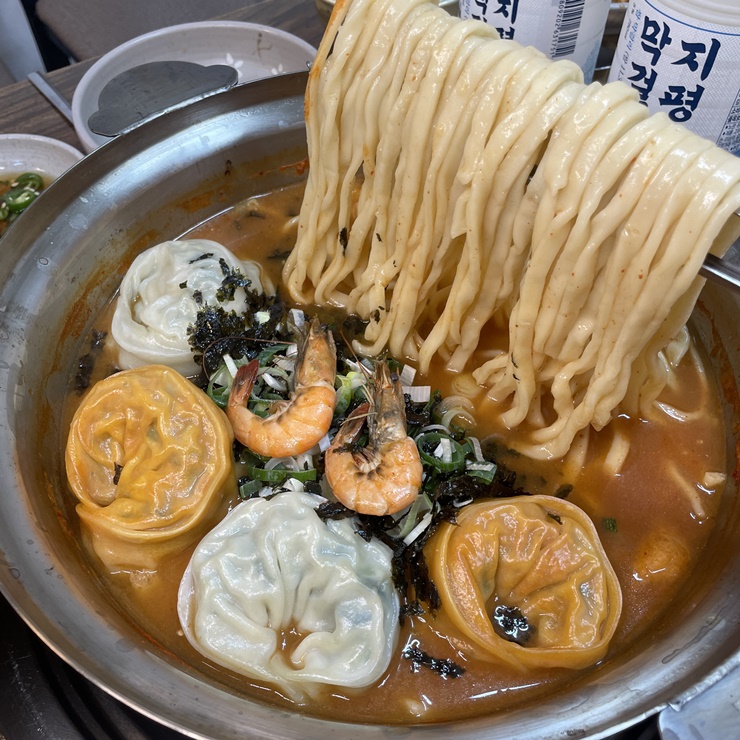 원조보쌈 이미지