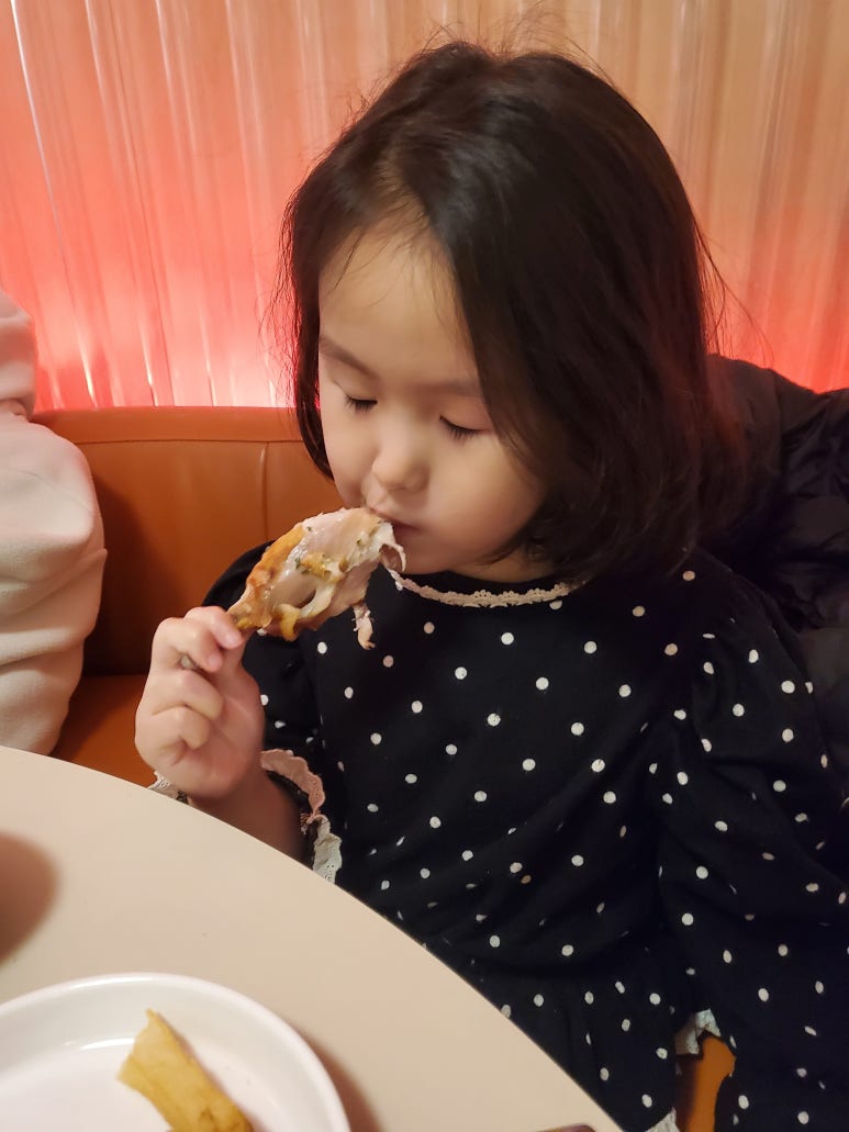 명동치킨 이미지