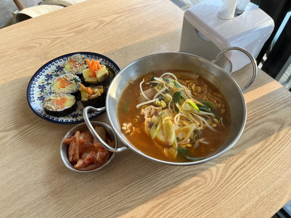 라면과김밥 이미지