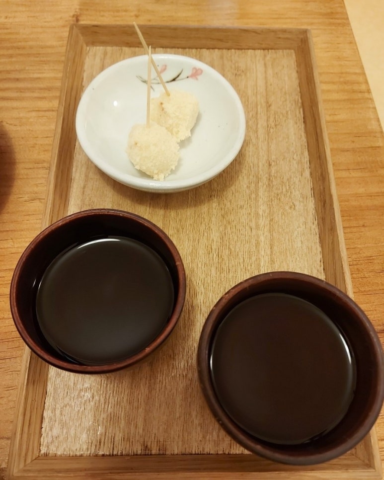 복실이 한정식 이미지