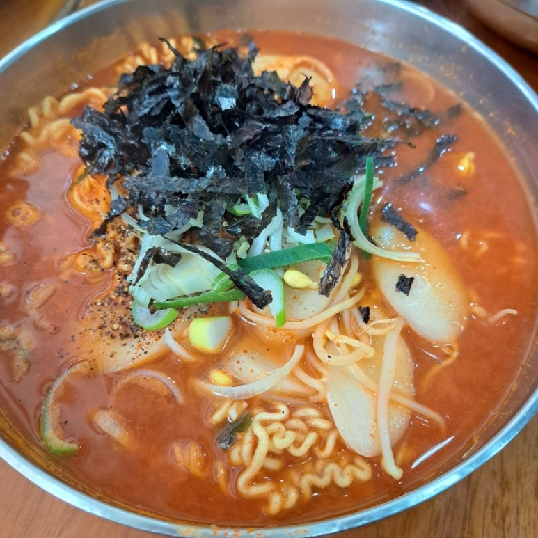 빨간세상라면학교 이미지