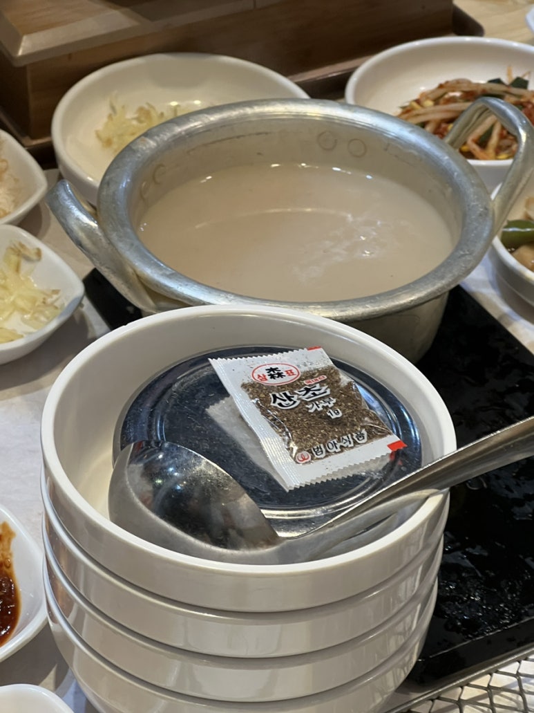 장덕풍천산삼민물장어 이미지