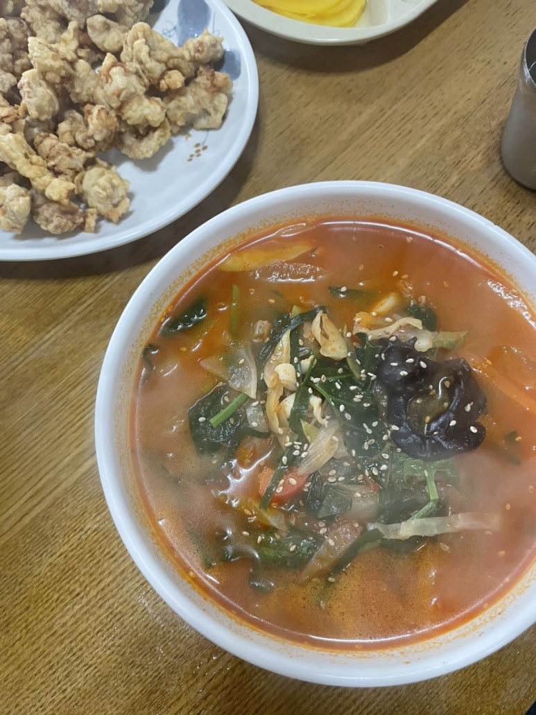 덕충반점 이미지