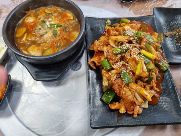 원조돼지이야기 이미지