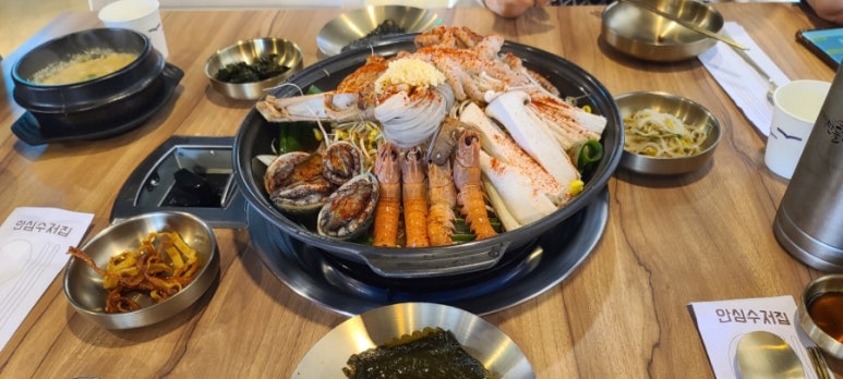 낭쿰낭쿰흑돼지해물갈비전골산방산점 이미지
