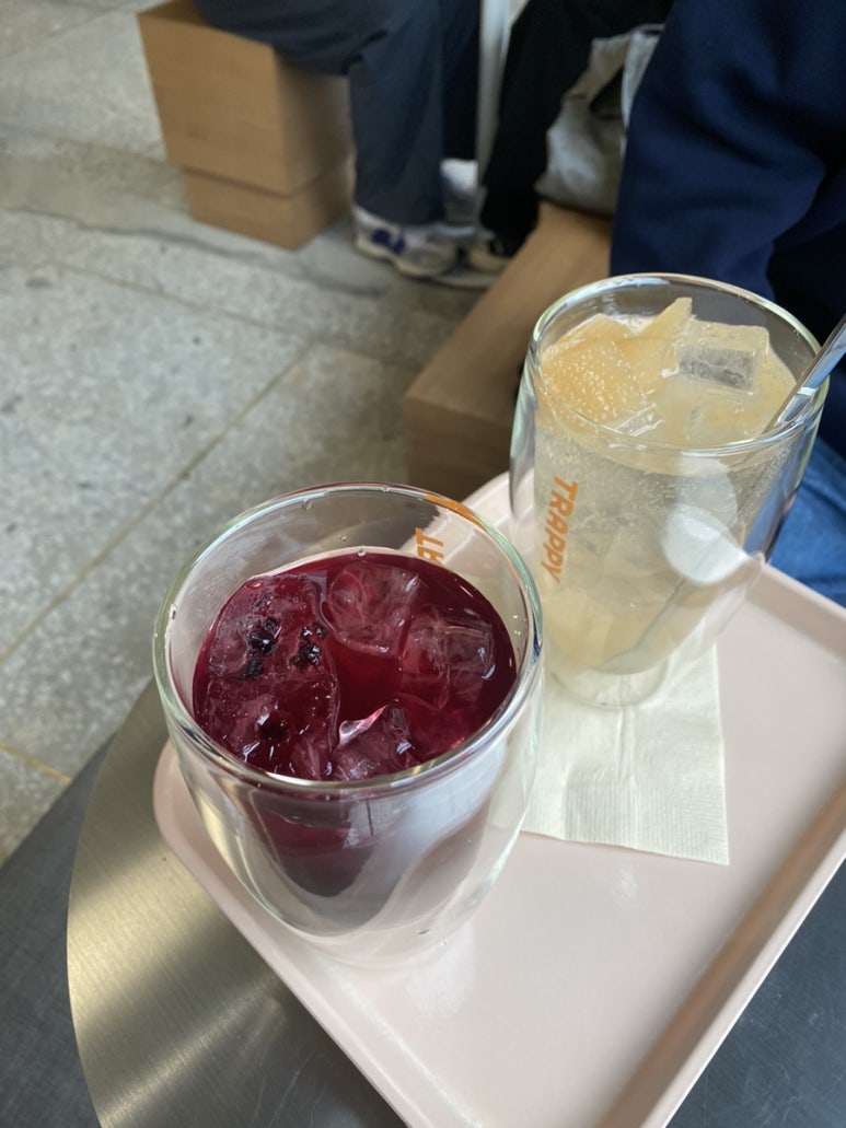 트레피커피 이미지