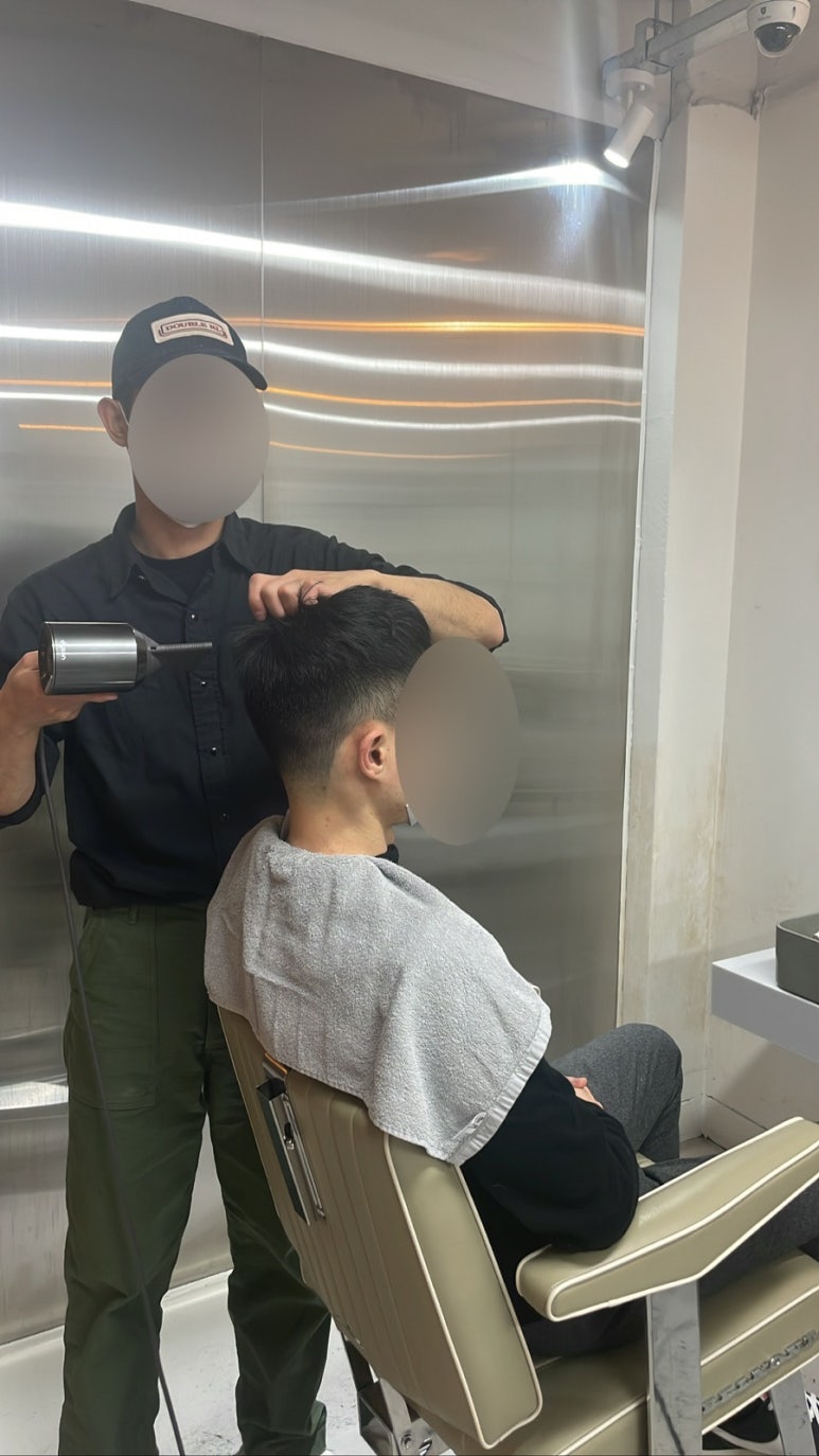 엠오오바버스튜디오 이미지