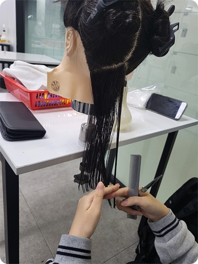 맨즈컷트클럽 이미지