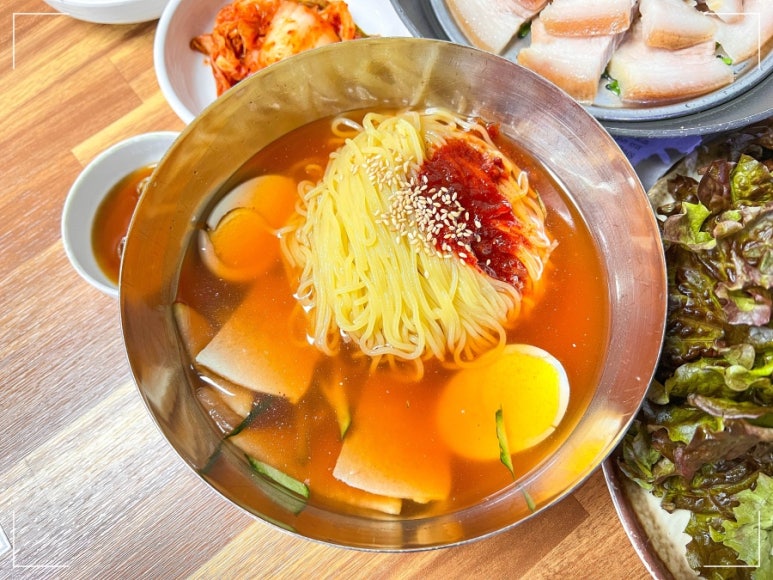 한뚝배기 돼지국밥 이미지