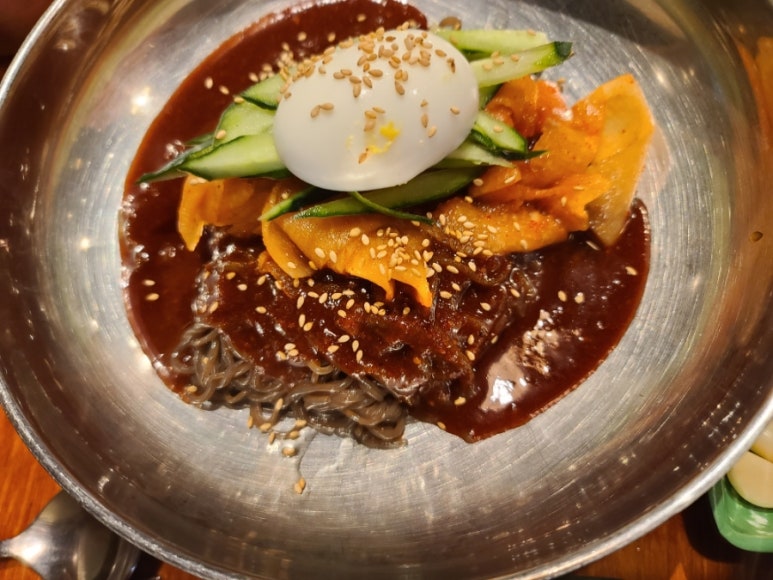 왕솥뚜껑삽겹살 이미지