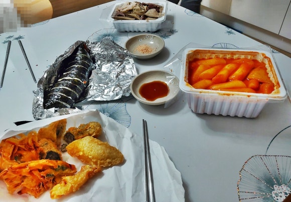 먹깨비야식 이미지