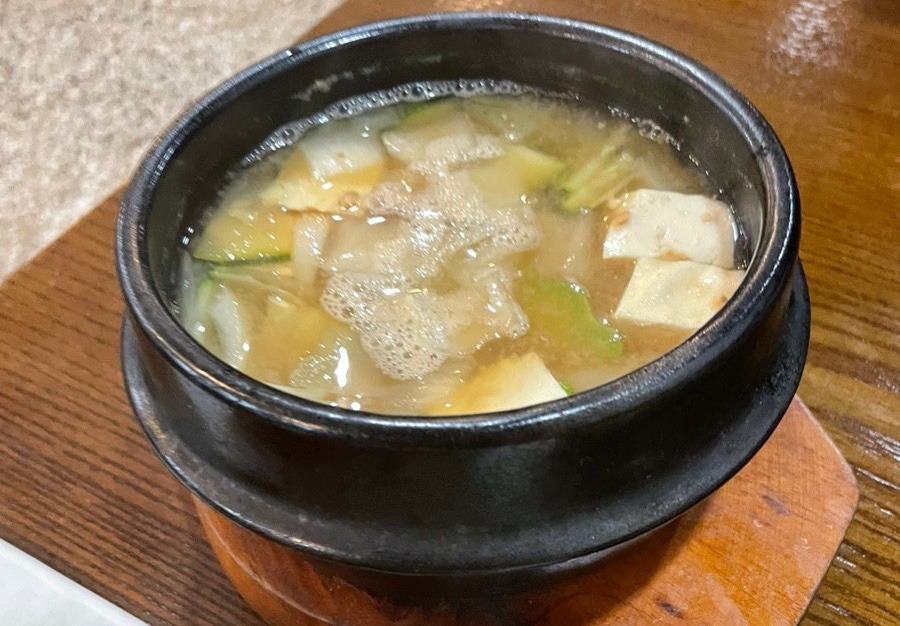 오월식탁 이미지