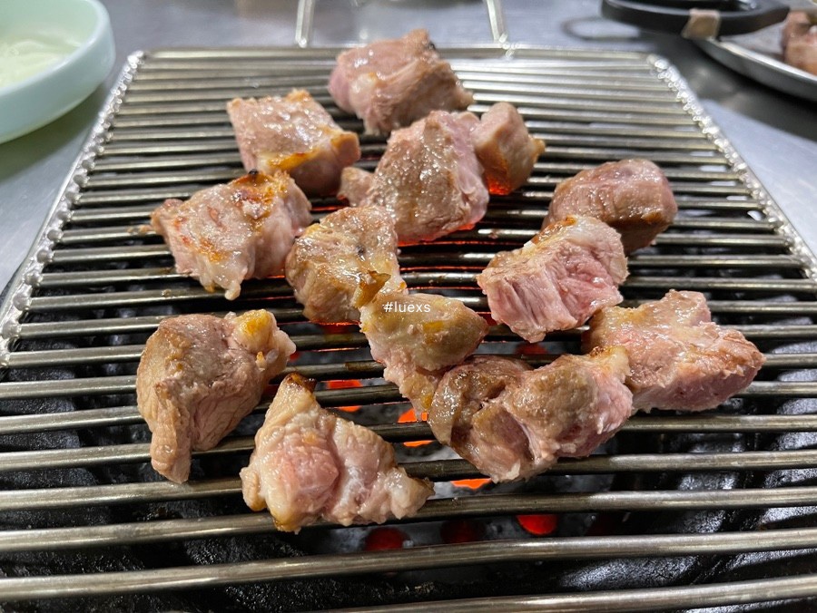 와우양철통소금구이 이미지