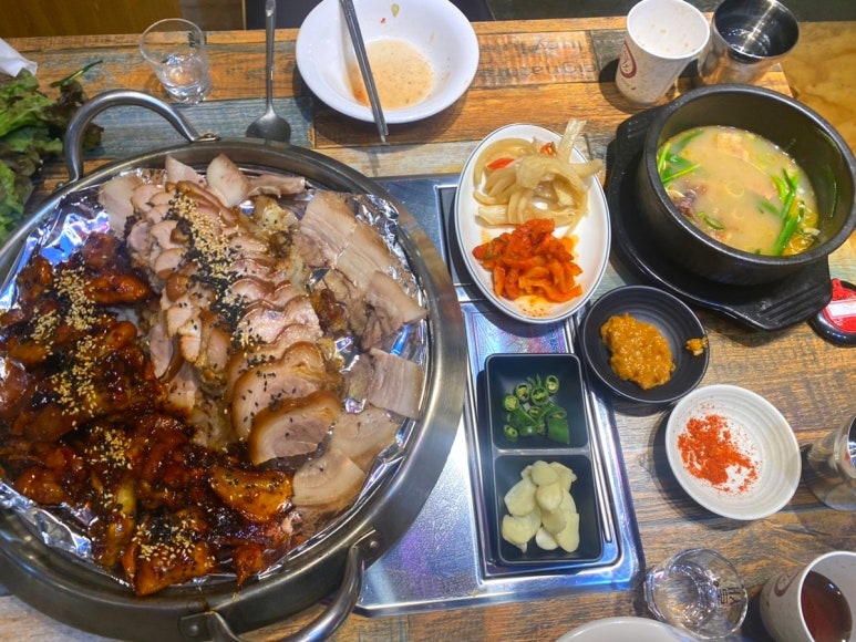 오향왕족발 이미지