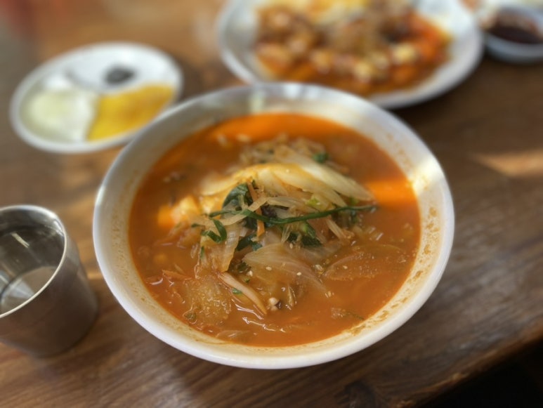 마산여인숙 이미지