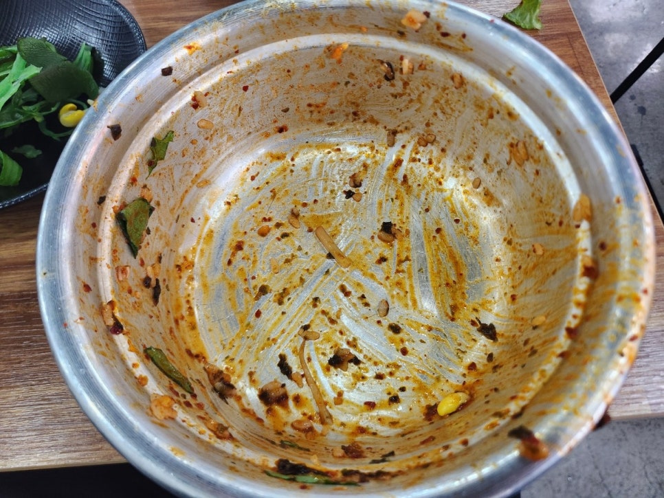강원도 동해 오징어 보쌈 이미지