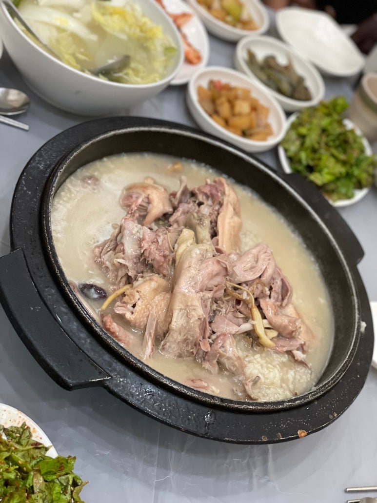 내포오리누룽지백숙 이미지