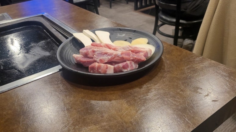 하루방똥돼지 이미지