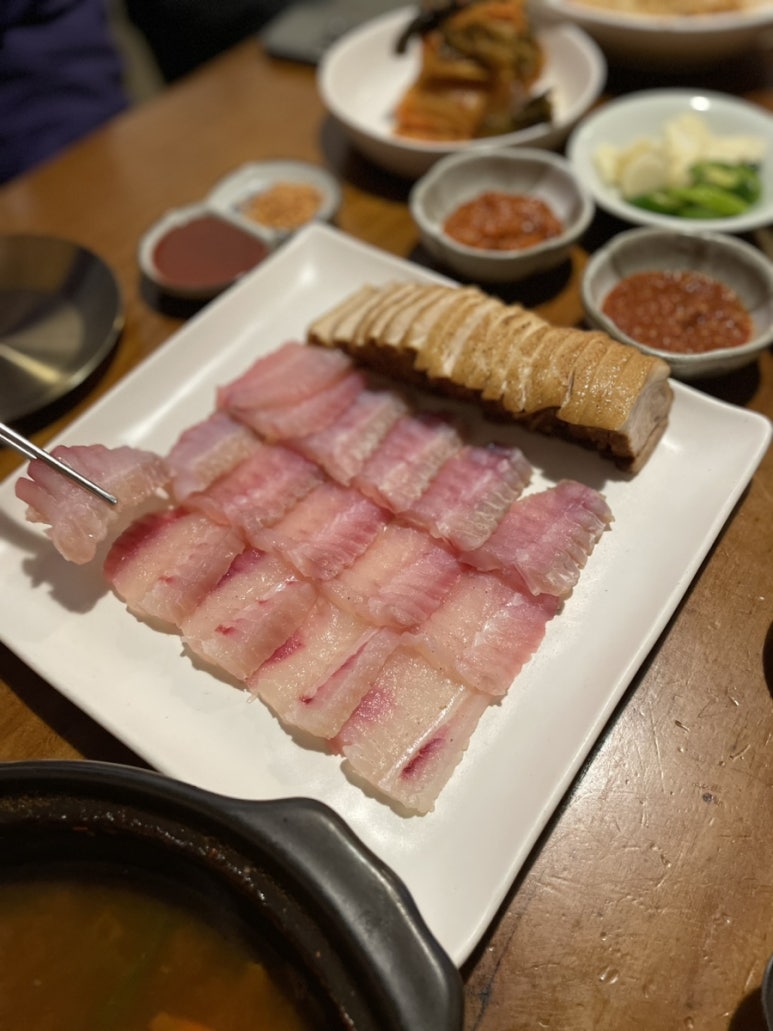 흑산도홍어홍연 이미지