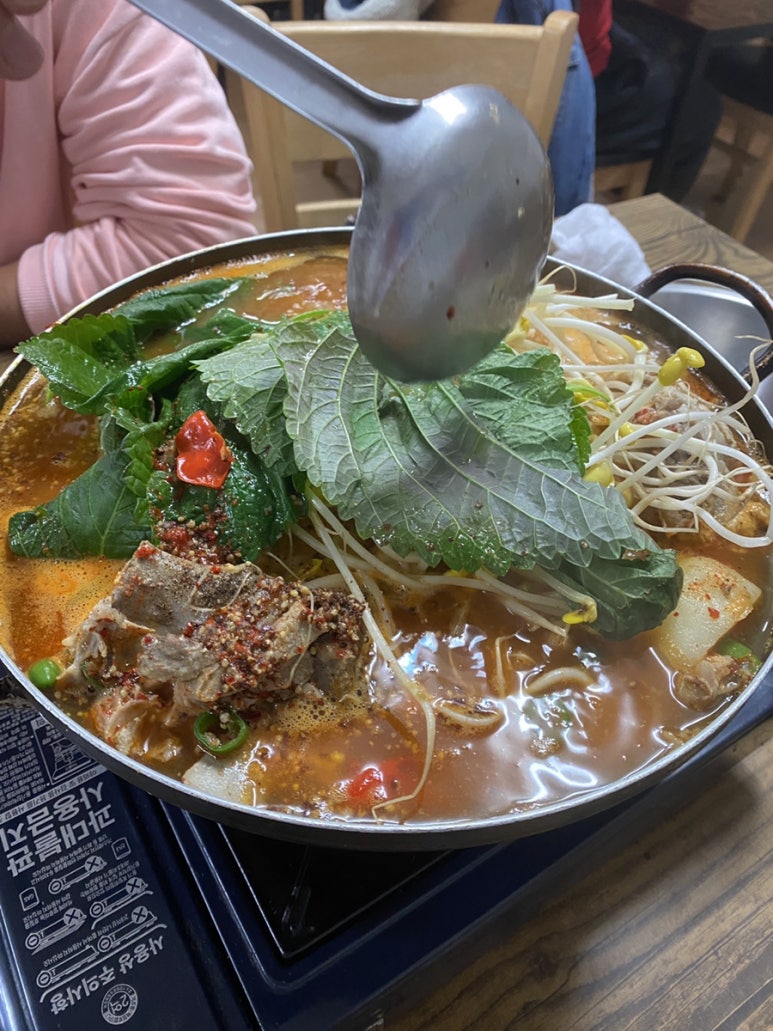 꼬꼬앤꿀꿀 이미지