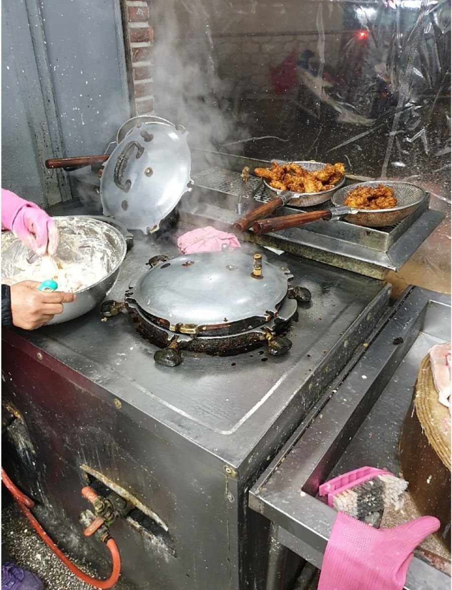 제일통닭생닭 이미지