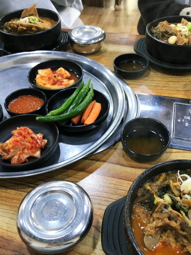 더본감자탕 이미지
