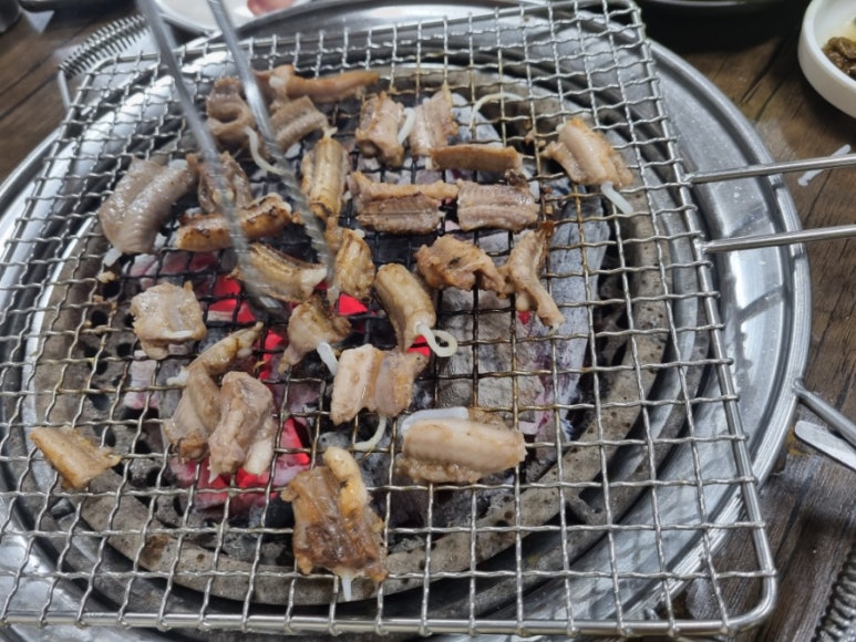 수정자갈치꼼장어(배재대점) 이미지