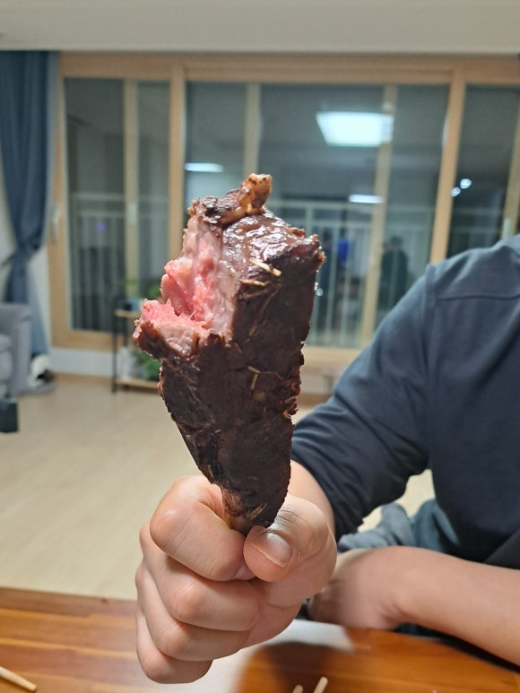 육육집 이미지