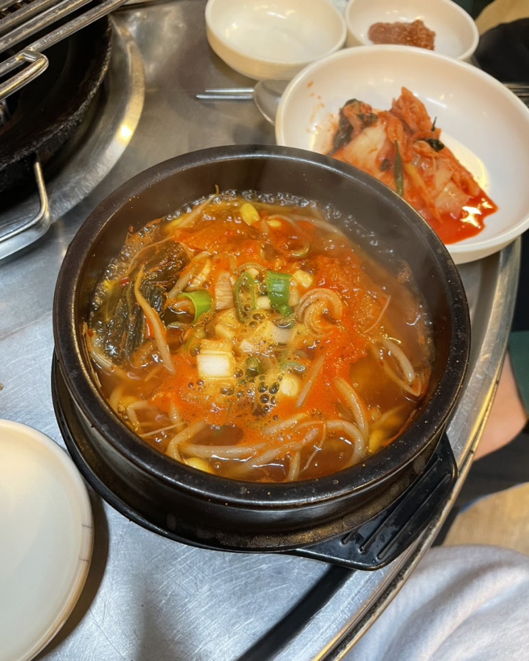옛날돼지부속집 이미지