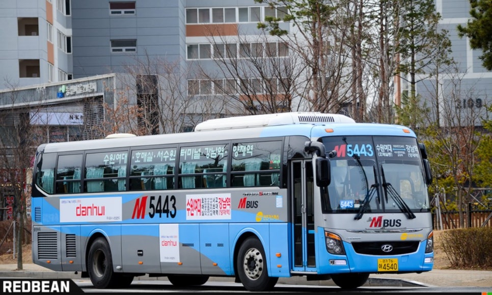 커피빈서초역1번출구 이미지