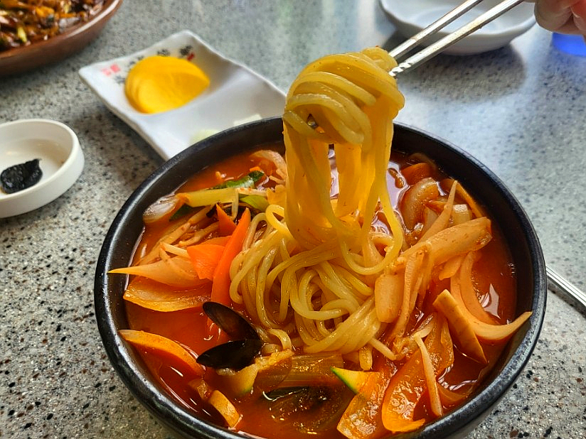 황궁쟁반짜장도원 이미지