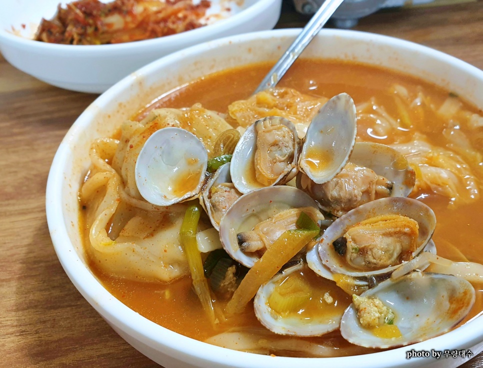 명동해물손칼국수 이미지