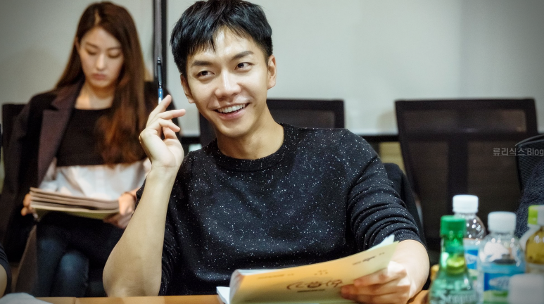 썰엔터테인먼트 이미지