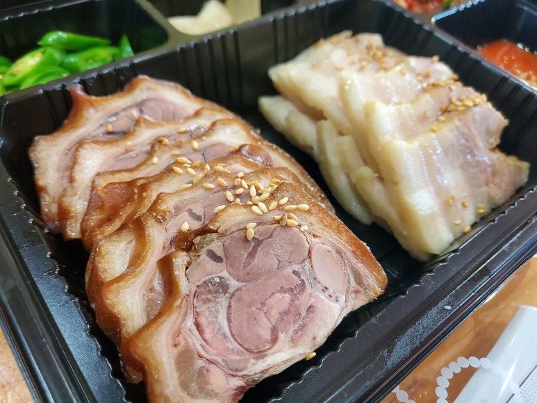 송가네왕족발 이미지