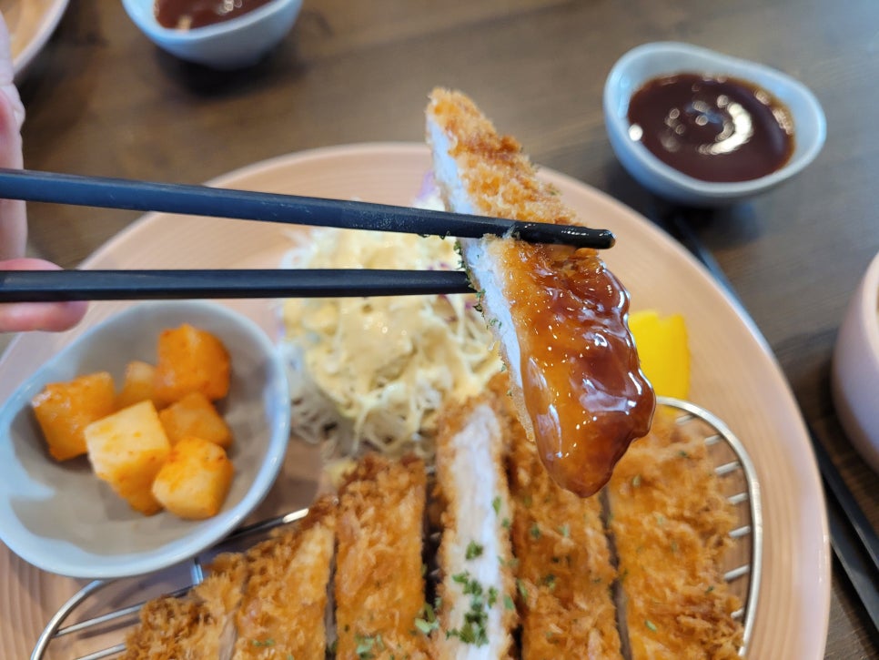에바돈가츠부암점 이미지