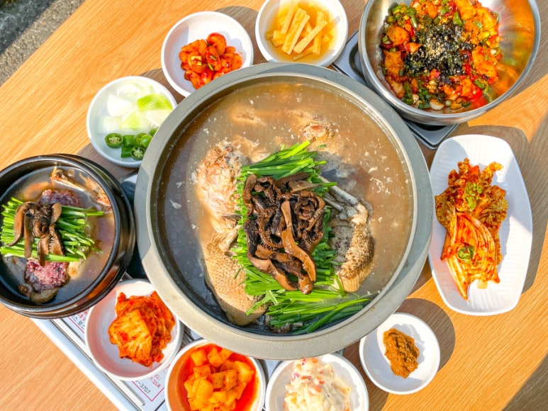 강남백숙삼계탕 이미지
