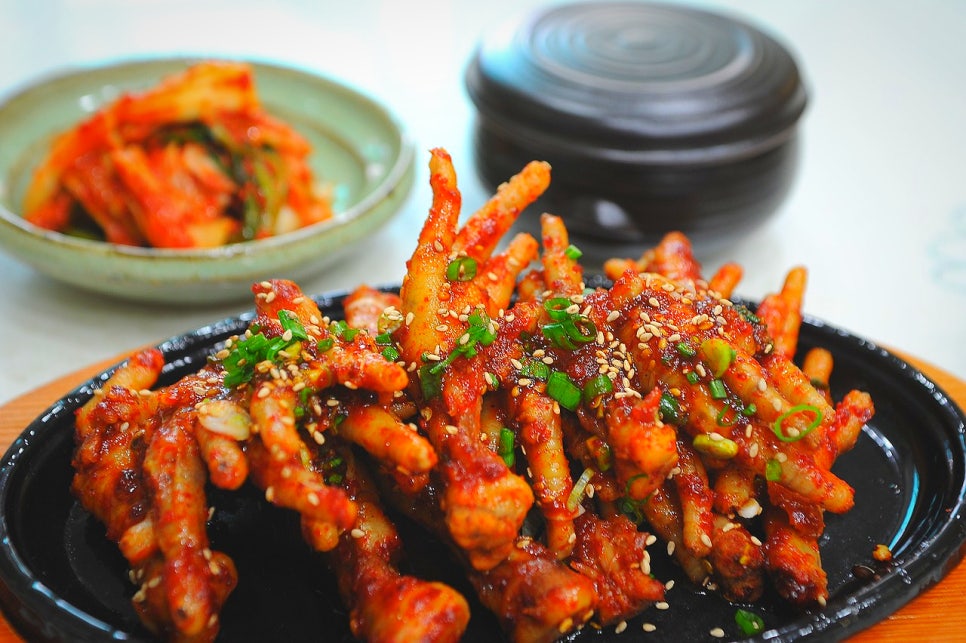 닭발이랑꼬치랑 이미지