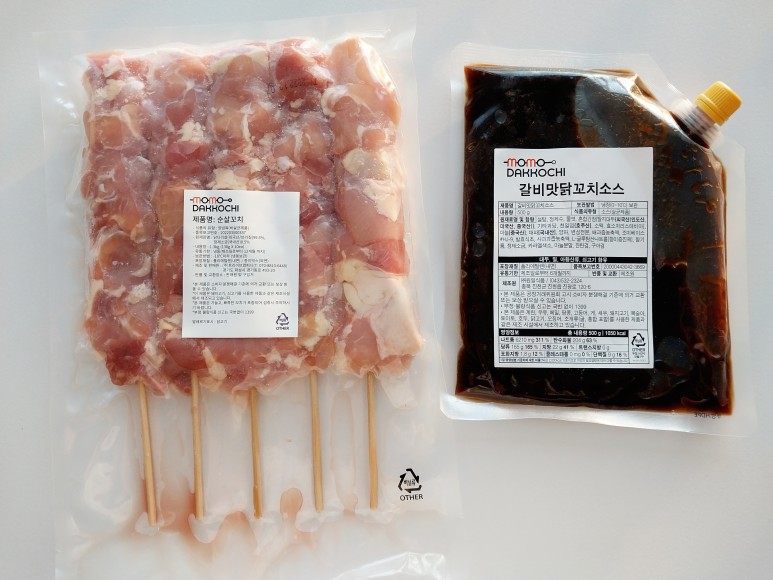모모닭꼬치 이미지