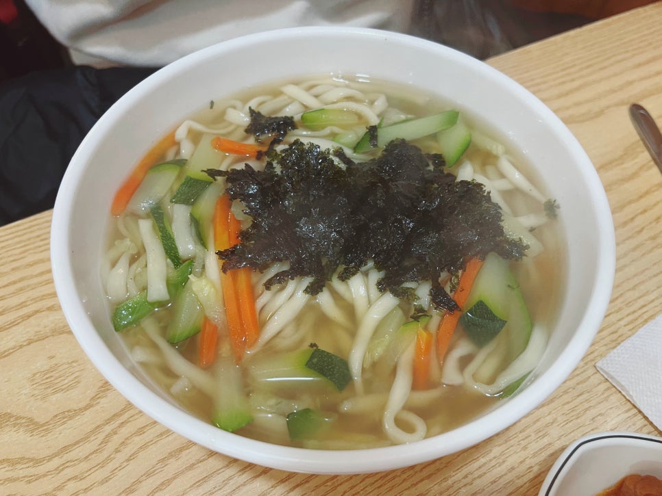 쌍둥이네칼국수 이미지