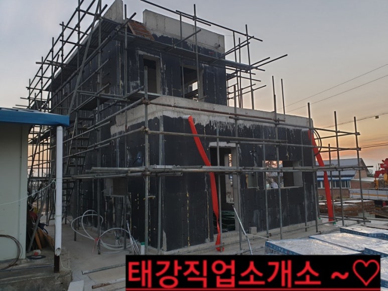 칼라직업소개소 이미지