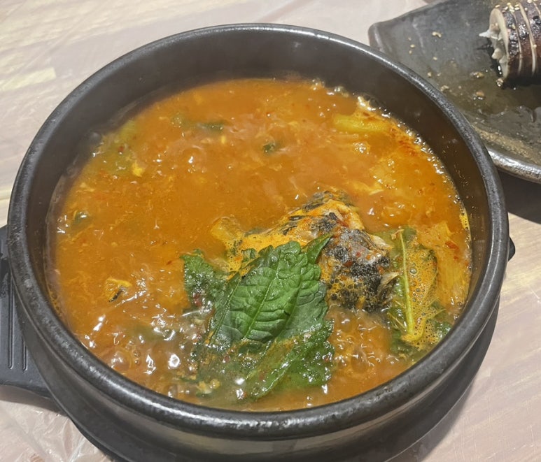 싱싱산오징어회타운 이미지