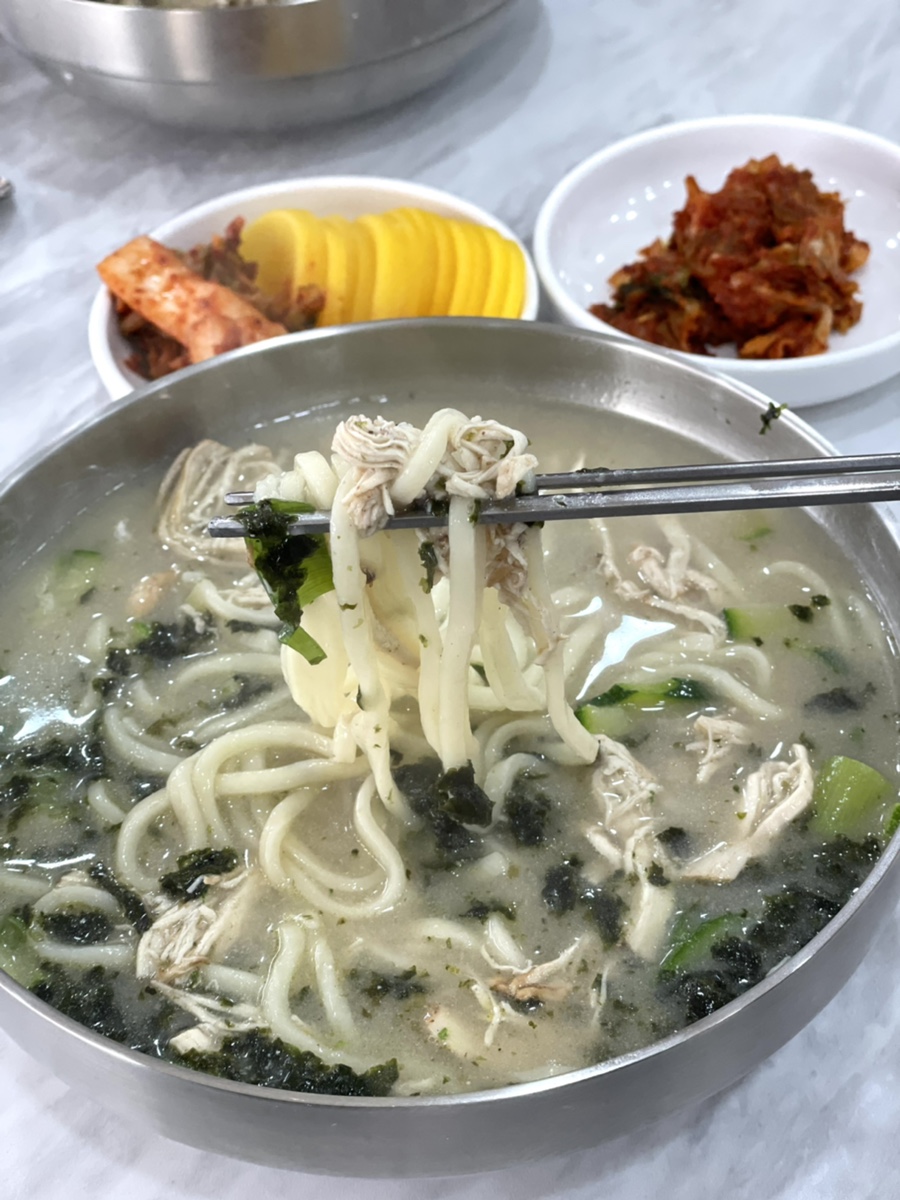 영진닭칼국수 이미지