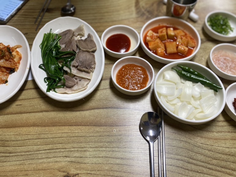 알봉국밥 이미지
